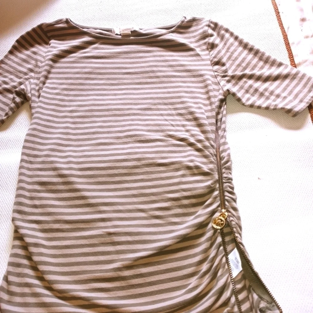 Michael Kors maternity top size M